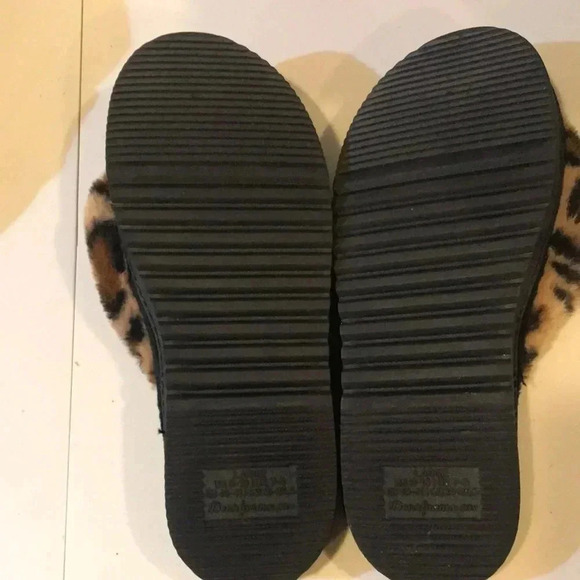 Dearfoams Animal Print Soft Faux Fur Thong Slippers Size Large 9-10 - Picture 3 of 8